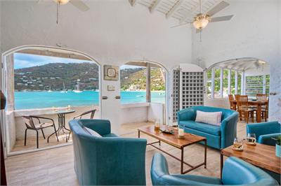 4 Living Rm - Dining Rm